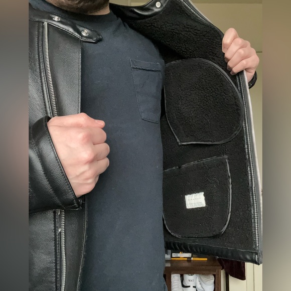 Zara (faux) leather jacket - Picture 2 of 11